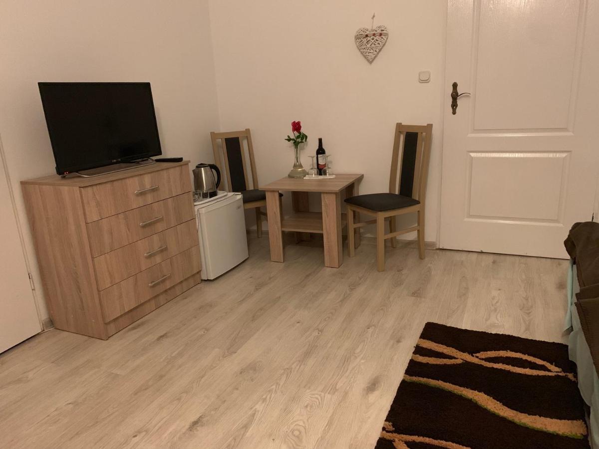 Dom Wczasowy Portowa Przystan 150M Od Plazy Mrzezyno Ngoại thất bức ảnh